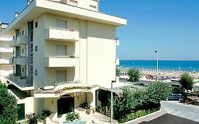 Hotel Brig Fronte Mare Nuova Gestione
